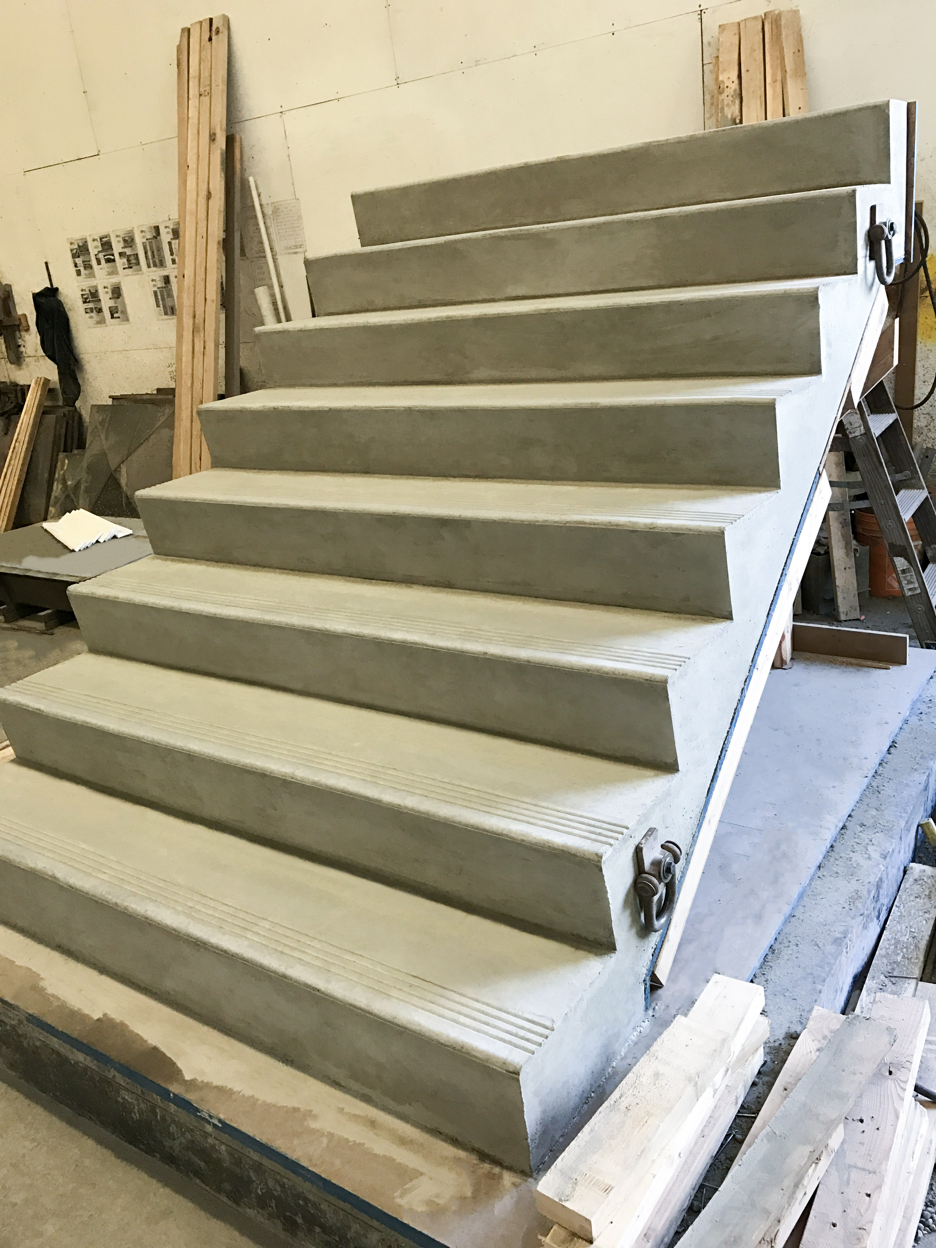cast concrete stairs        <h3 class=